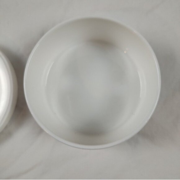 Wedgwood Venice Bone China Round Trinket Box - Picture 4 of 8